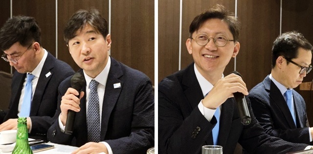 각각 전시 부문과 학술 부문을 설명 중인 정우혁 전시본부장(왼쪽)과 김진만 학술본부장.
