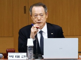 결국 박태근 협회장도 직무에서 물러났다